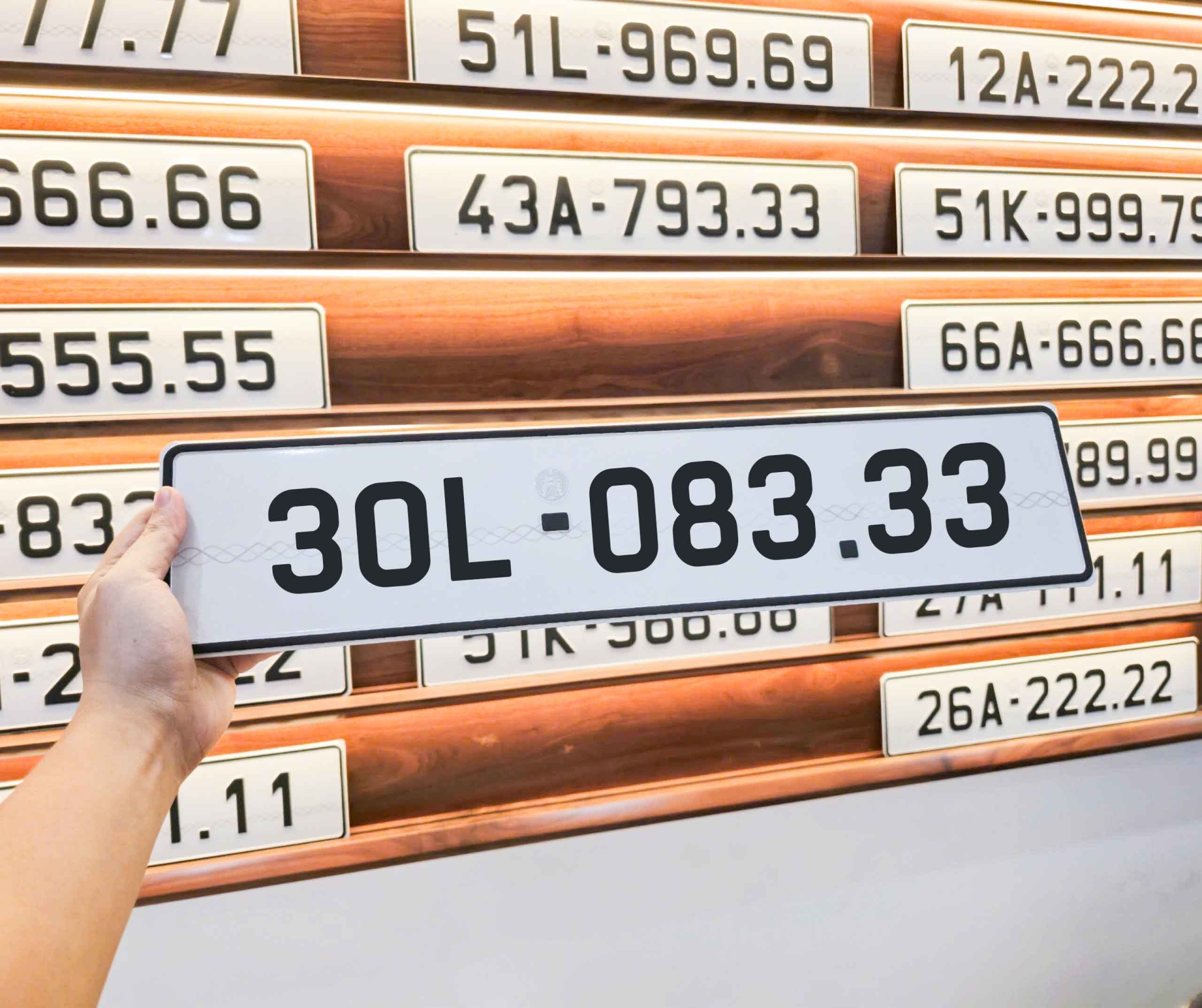 Biển số 30L - 083.33 (Giá 95 triệu)