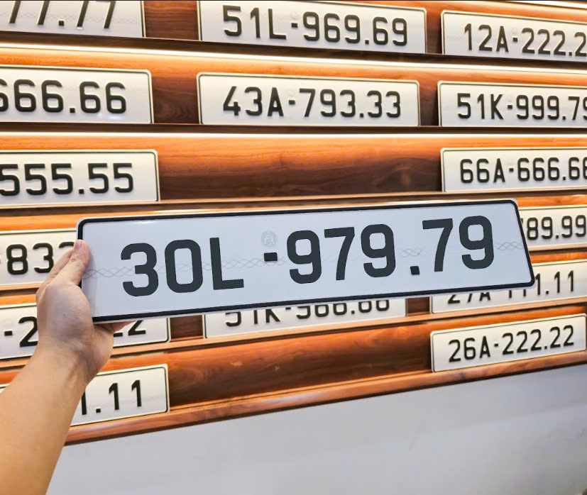Biển số 30L - 979.79