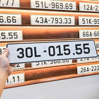 Biển số 30L - 015.55 (Giá 125 triệu)