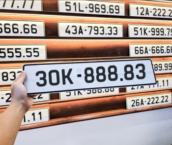 Biển số 30K - 888.83 (Giá 479 triệu)